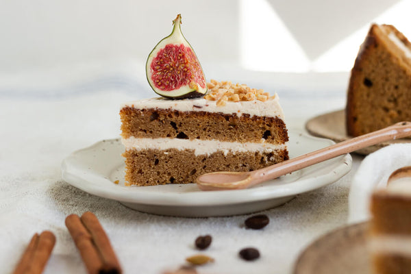 http://www.slofoodgroup.com/cdn/shop/articles/spiced-fig-coffee-cake-259856_600x.jpg?v=1662062419