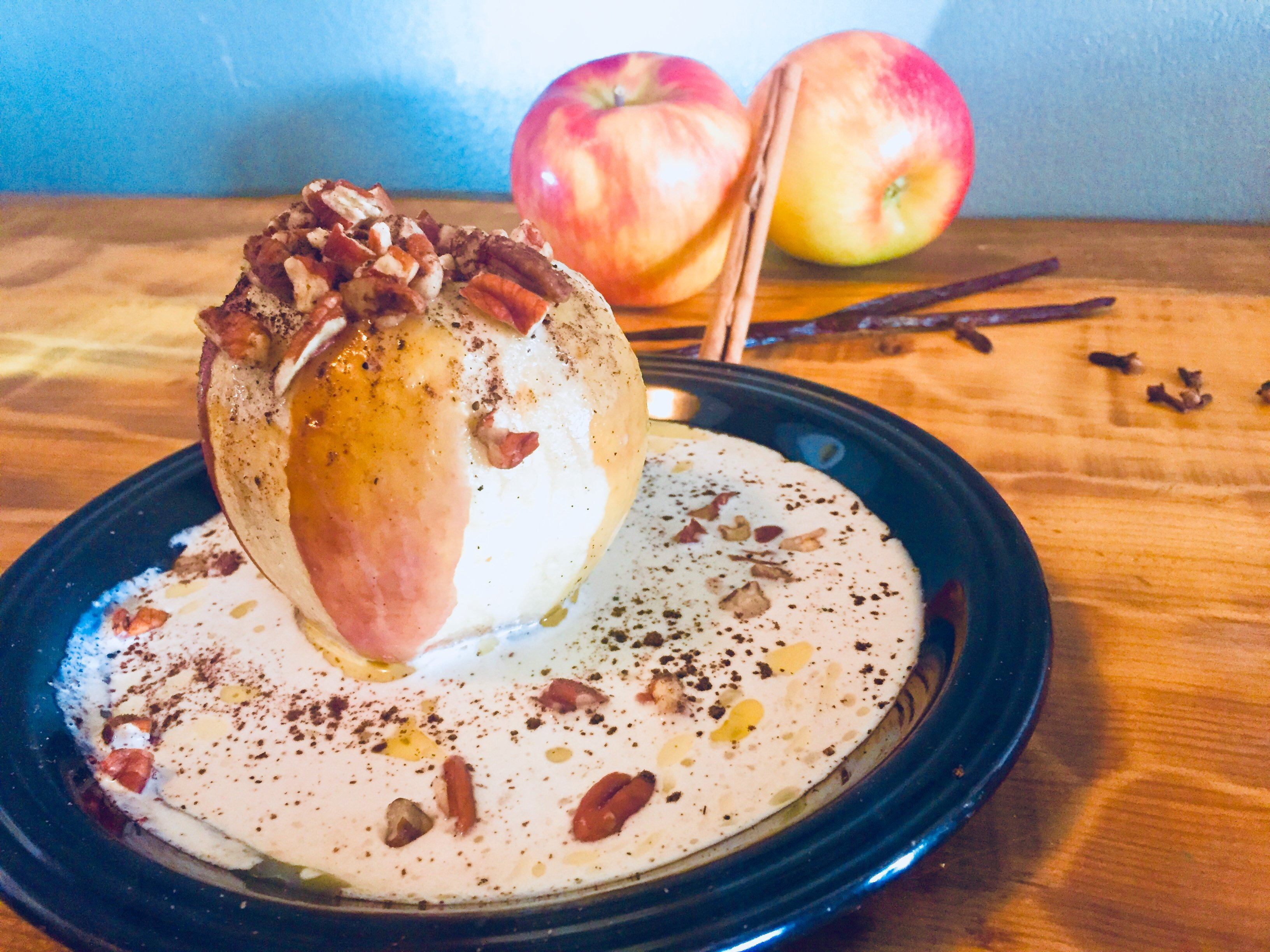 Baked Apples with Vanilla & Ceylon Cinnamon Cream