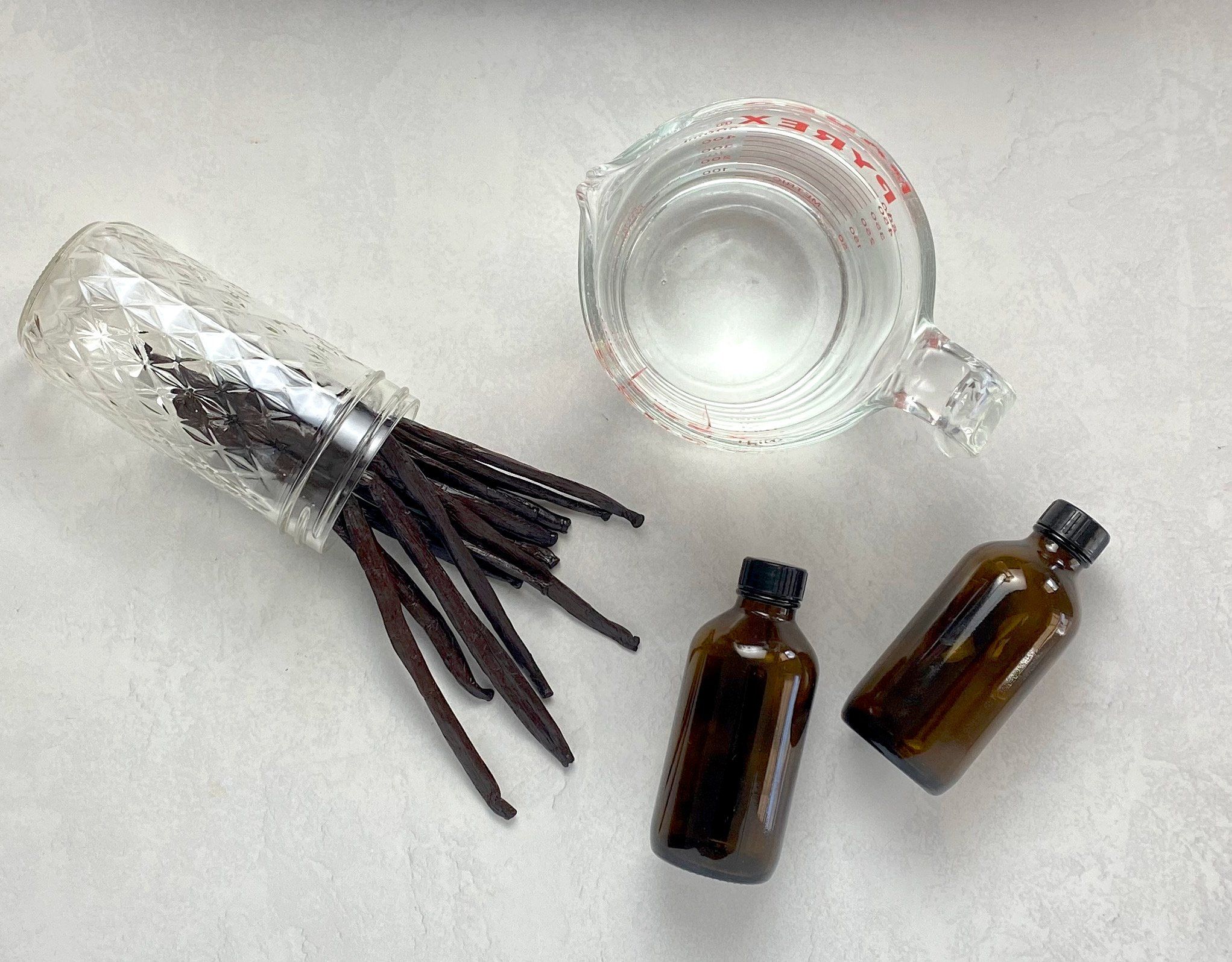 Vanilla Beans, Vanilla Extract, or Vanilla Paste?